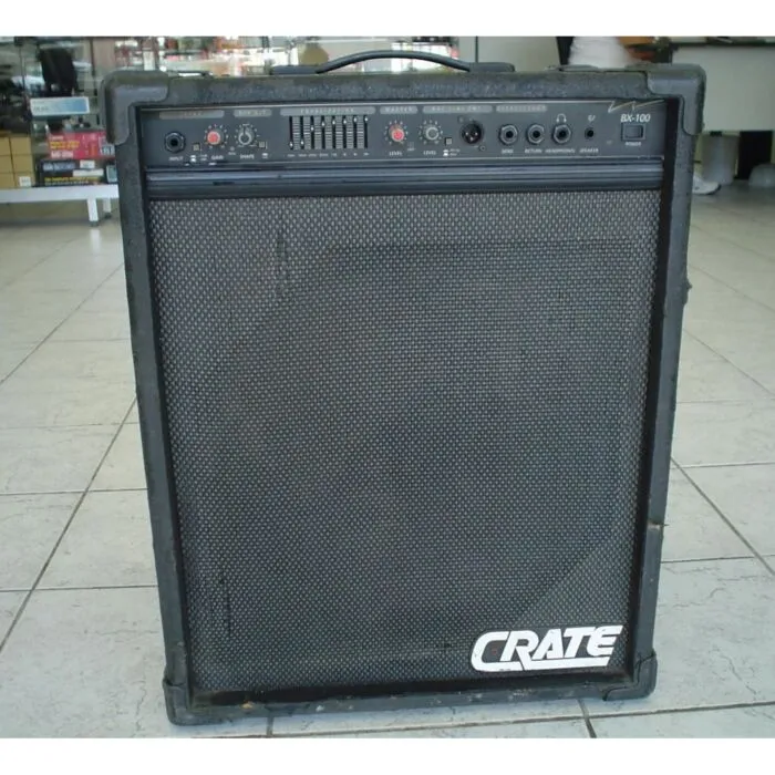 Amplificadores Crate é uma empresa que produz amplificadores de guitarra elétrica. Sua linha de produtos apresenta vários modelos de guitarra e baixo amplificadores em tamanhos que variam de amps menores prática, amplificadores de combinação de maior meia